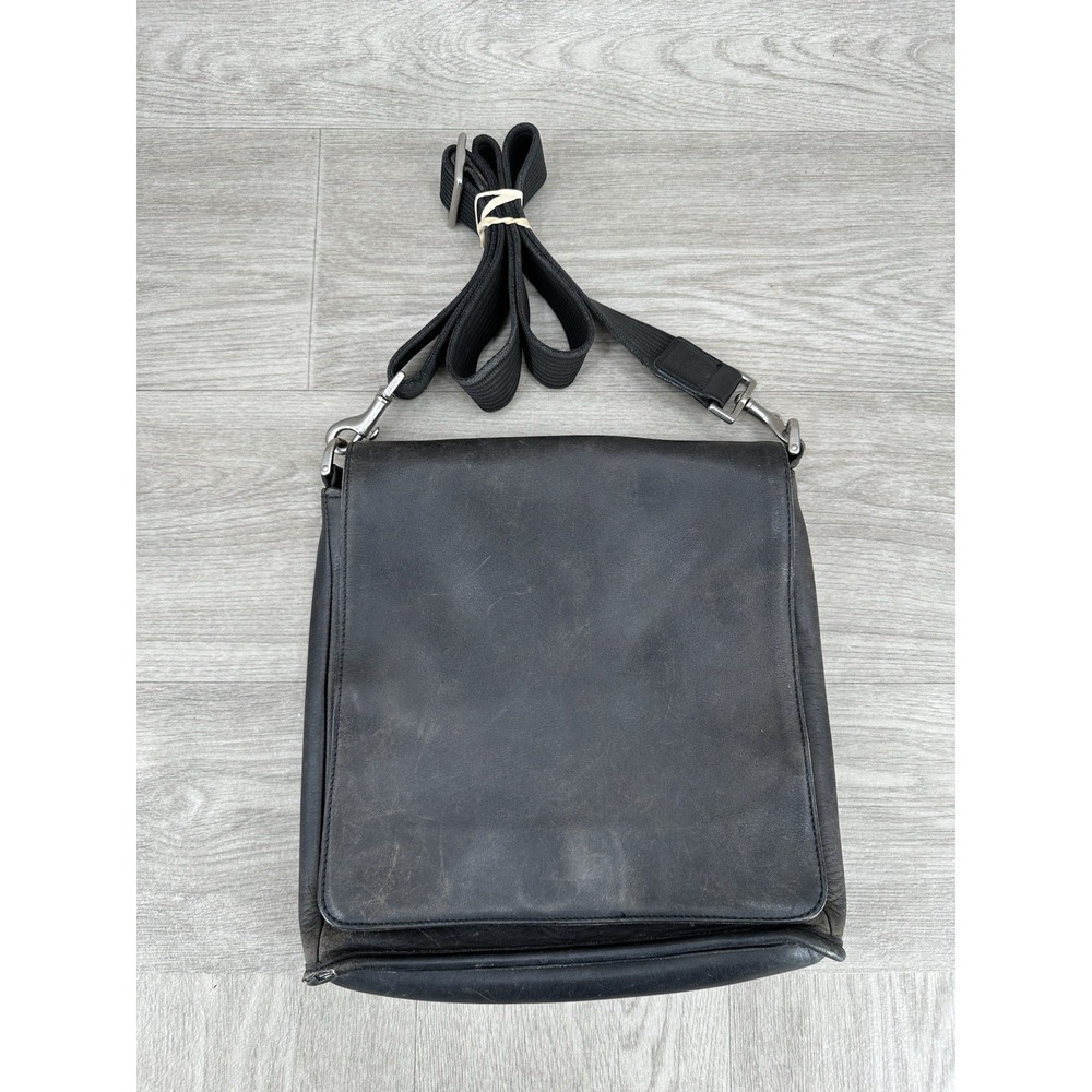 VTG Coach 9431 Metro Flap Crossbody Black Leather Needs Conditioning